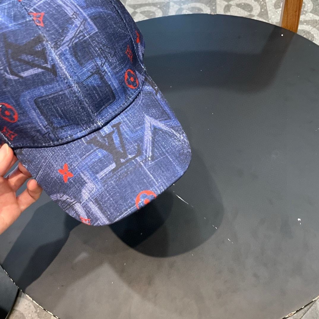 Louis Vuitton Caps